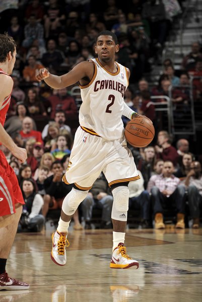 禁区内头球补射破门，毕津浩收获大连英博生涯首球