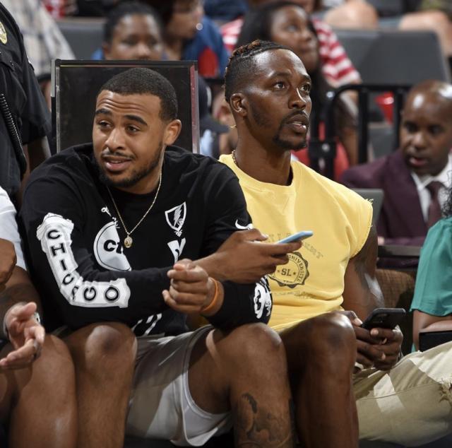 一次撞击，改写了艾维的人生