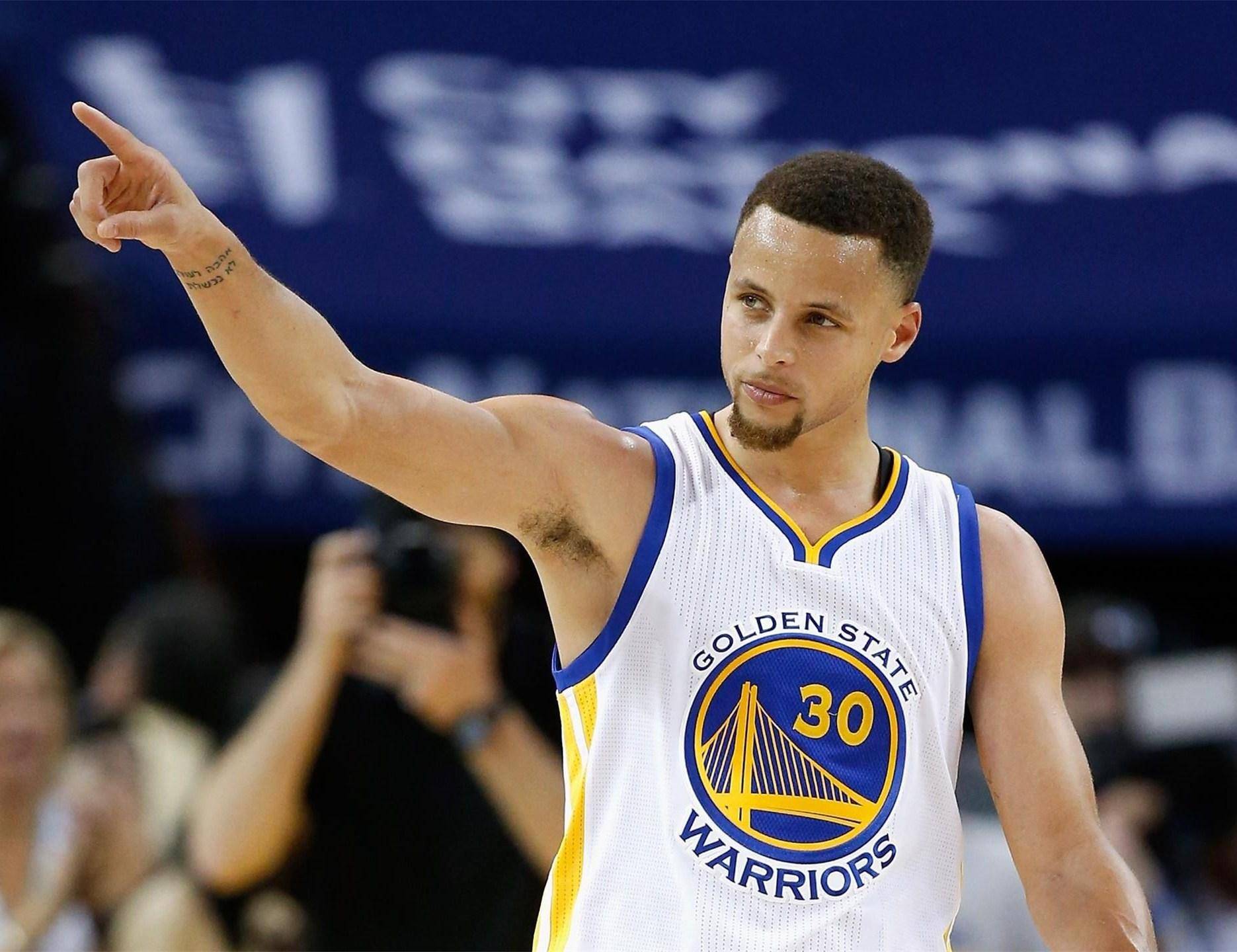 老鹰：特雷杨右膝伤势恢复顺利，约两周后复查