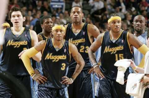 库里复出爆发，勇士轻取爵士，刷新NBA单节20+得分纪录