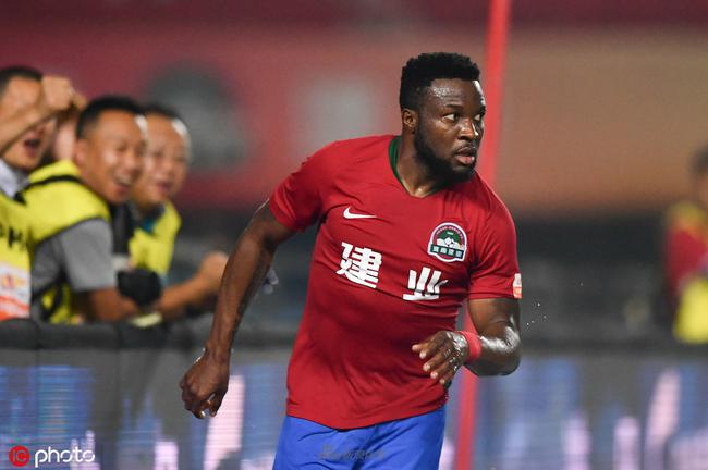 第二届上海合作组织雪地足球赛开赛 揭幕战中国队胜出