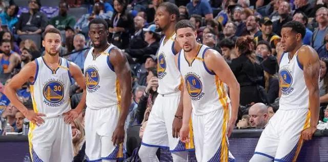 玩家社区对新剧情评价分化