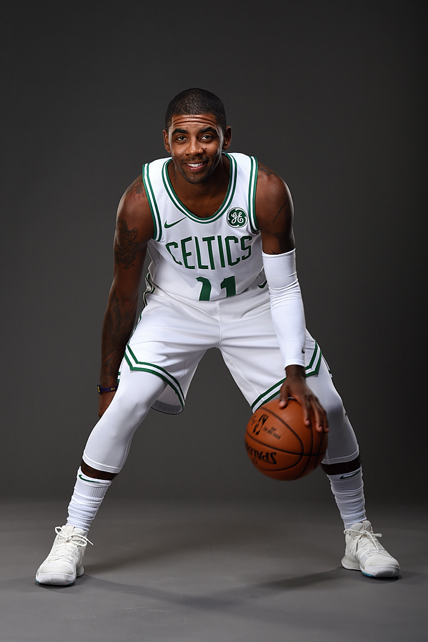 [NBA]詹姆斯1297场连续得分上双纪录终结 湖人绝杀猛龙