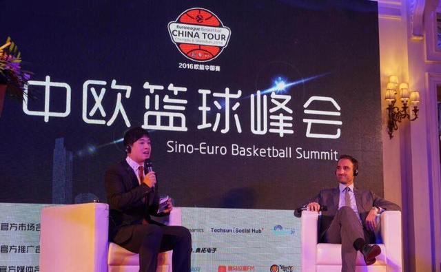 体坛联播｜曼联曼城均遭联赛三连平，巴萨创西超杯赢球纪录